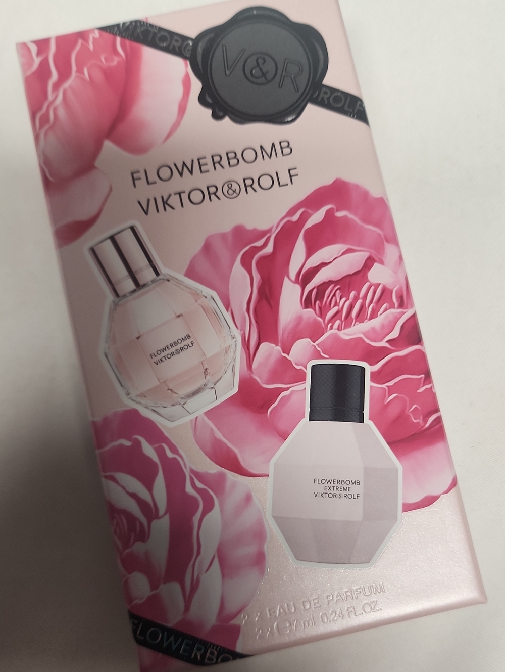 Flowerbomb VIKTOR ROLF - Picture 3 of 4